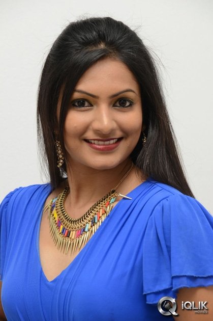 Swetaa-Varma-at-Gang-Of-Gabbar-Singh-Movie-Audio-Launch